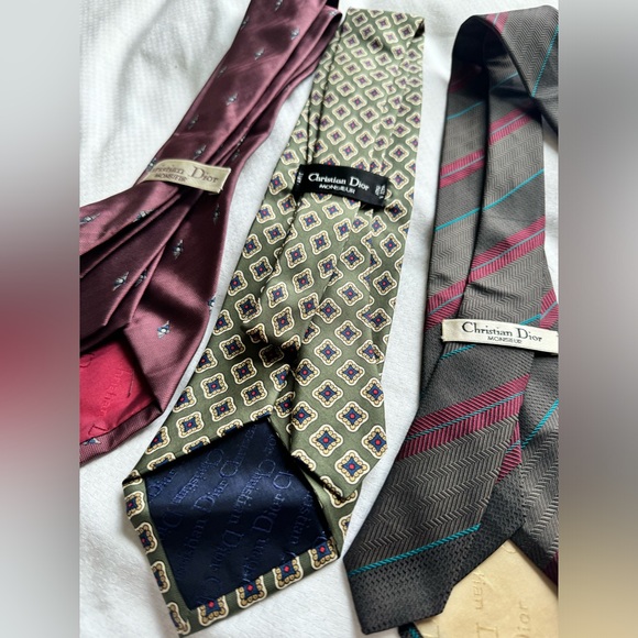 🙏Dior Mens Ties (3pcs) - Picture 8 of 17